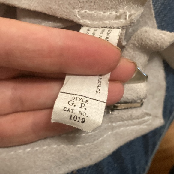 Suede Fingerless Gloves - Picture 6 of 8